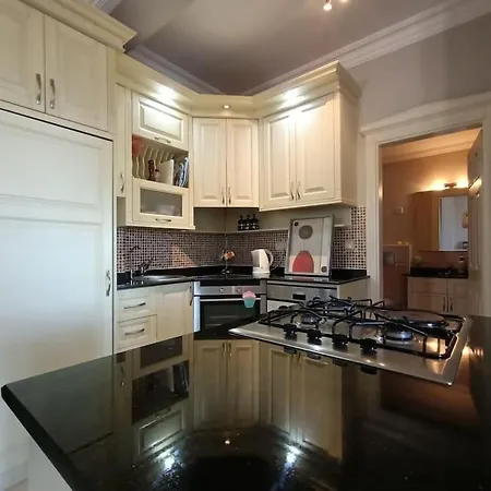 Cheerful 3 Bedroom With Amazing Sea View Villa *